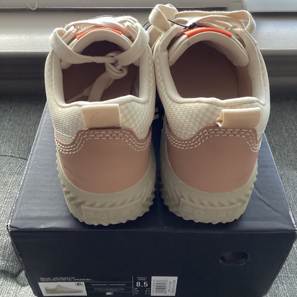 Sorel Women's Ona Ave Low-Top Sneakers, size 8.5 - Picture 11 of 12